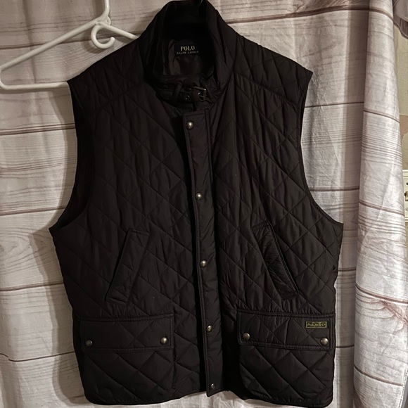 Polo. Ralph Lauren Quilted Vest - Picture 3 of 11
